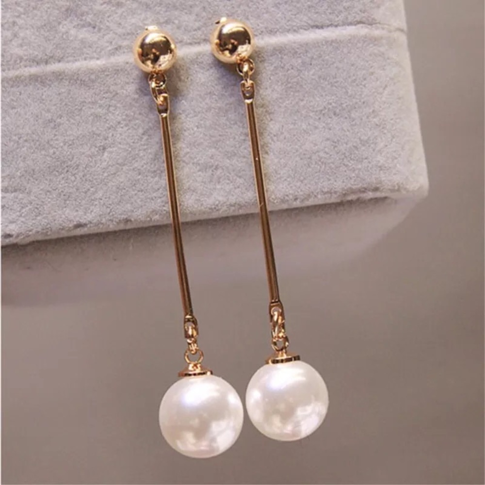 Earrings - Picture 3 of 4